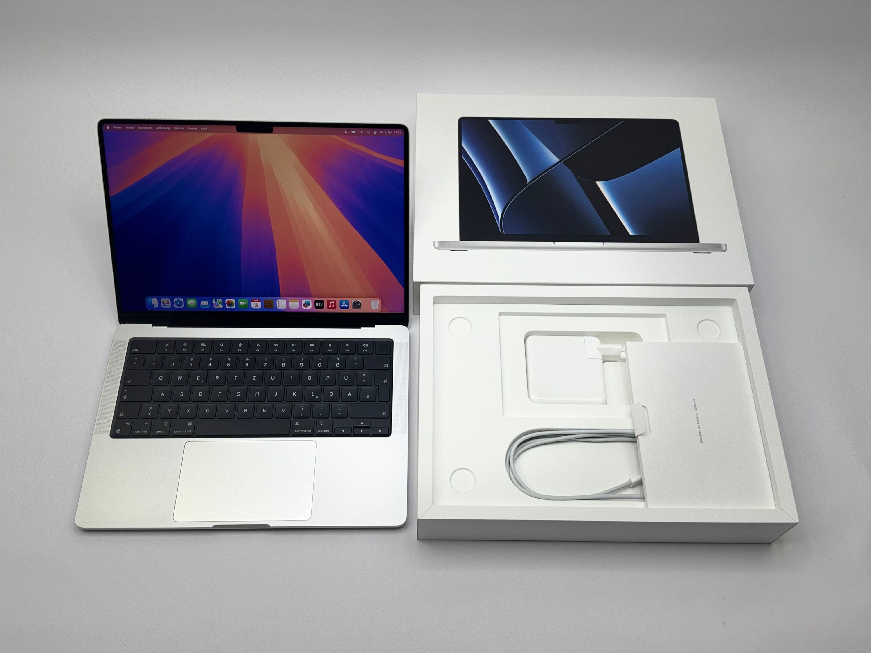 Apple MacBook Pro 14“ M2 PRO 10C CPU 16C GPU 512 GB SSD 16 GB Ram 2023 SILBER