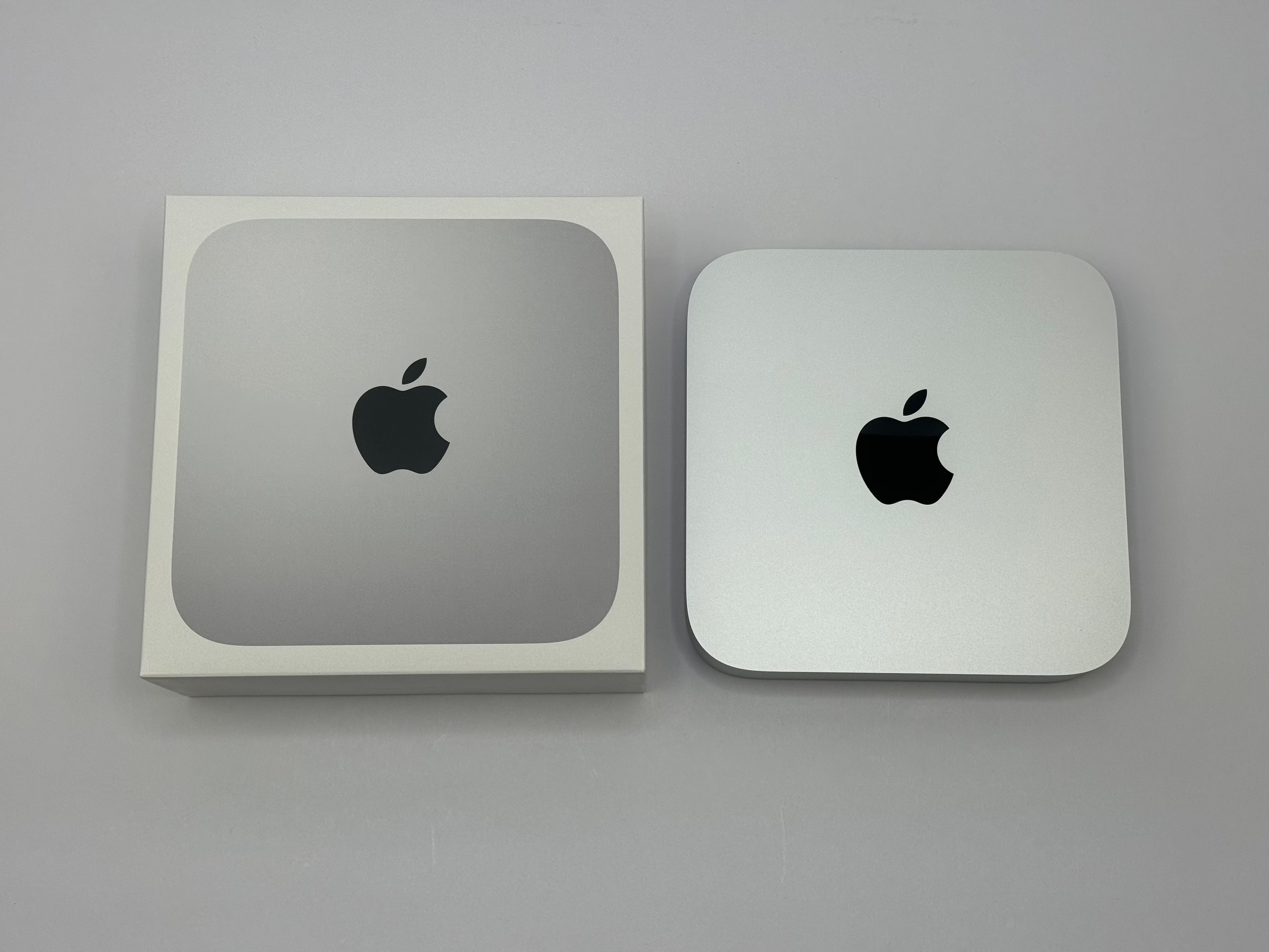 Apple Mac Mini M2 Pro 10-Core CPU 16-Core GPU 16 GB RAM 512 GB SSD SILBER 2023